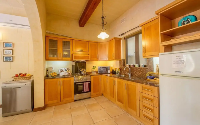 Ta Leli Holiday Home