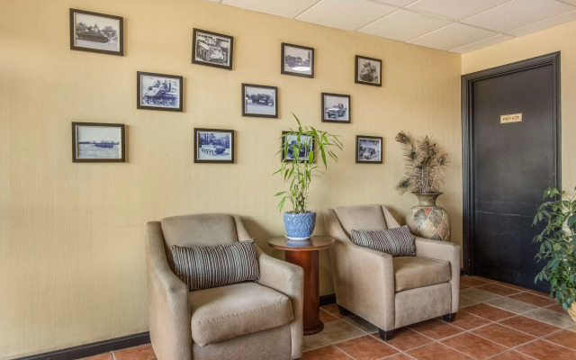 Econo Lodge Fort Knox