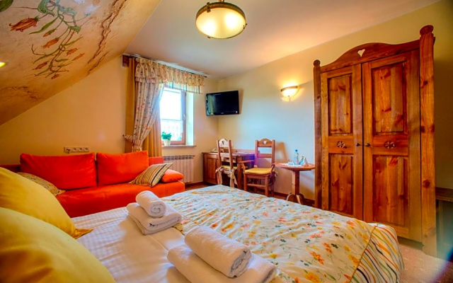 Hotel CARPATIA Bieszczadzki Gościniec