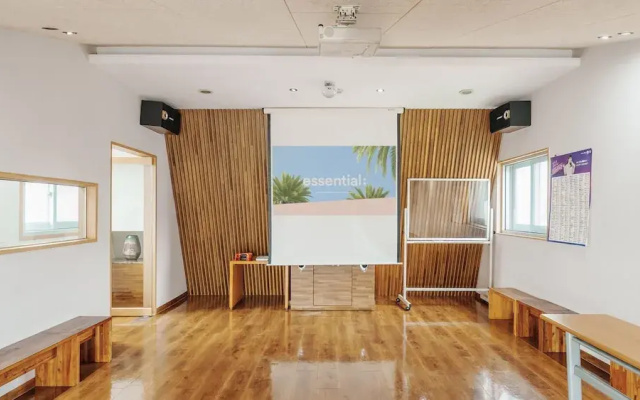 Beyand Private Pool Villa Pension, Daebu