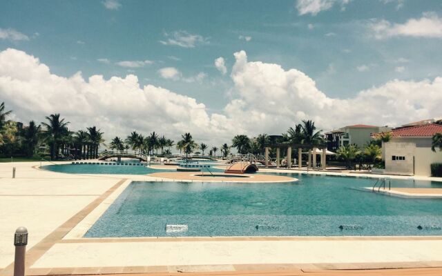 Marea Azul Condominium by ChezPlaya