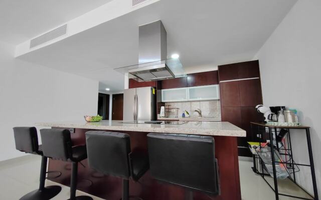 Stunning Ocean Front By Condo Boutique