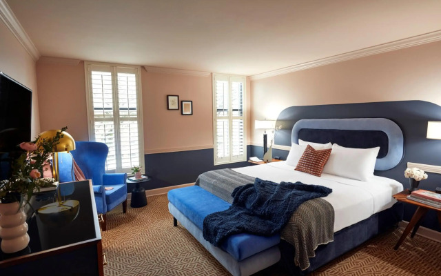 The Oliver Hotel