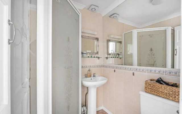 Summerlands Guest House