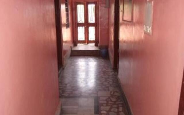 Hotel Gajraj Bari