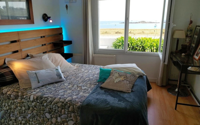 Apartment in Plouguerneau by Sandy Beach
