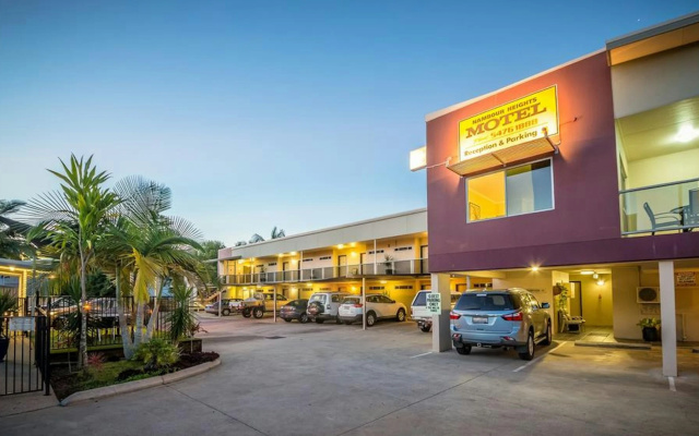 Nambour Heights Motel — 4-star hotel in Diddillibah