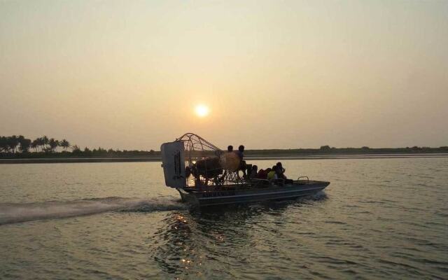 Sai Vishram Beach Resort Byndoor