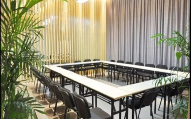 Jinjiang Hotels