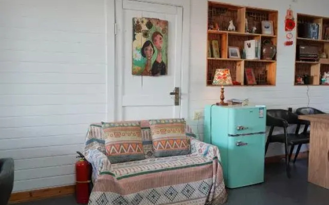 Guyan Huaxiang Jiangnan Hostel