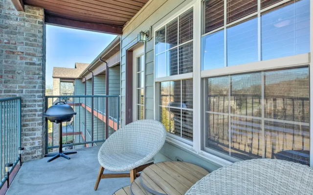 Branson Condo w/ Balcony on Ledgestone Golf Course