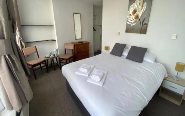 Carlton Courth Hotel Eastbourne