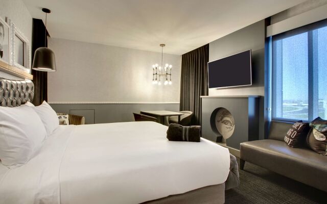 The Rose Hotel Chicago O’Hare, Tapestry Collection by Hilton