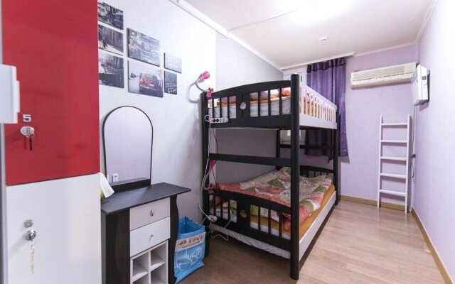 Gold Hill Guesthouse - Hostel
