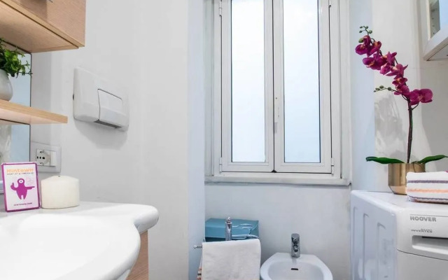 Hintown Submarine's Apartment