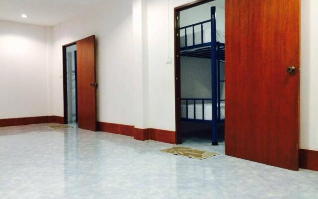 Domingo Hostel