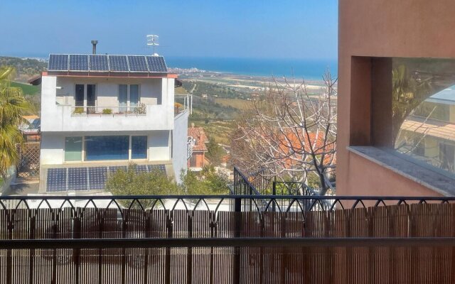 Nice Apartment in Colonnella With Wifi and 1 Bedrooms