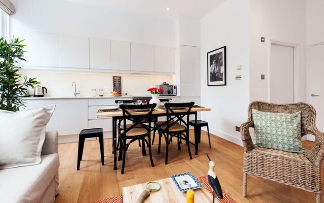 The Lillie Road Residence I - Eh1