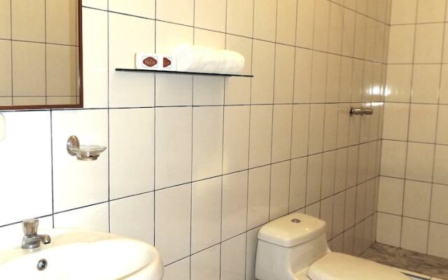 El Tirol Hotel y Piscinas