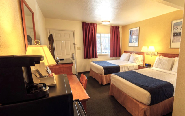 Travelodge by Wyndham Pendleton OR