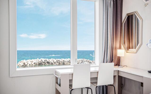 M9 Spa and Ocean View Pension