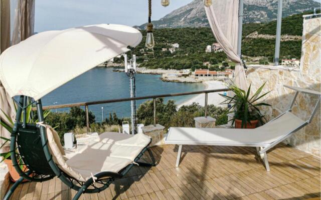 Beautiful Apartment in Utjeha With Wifi