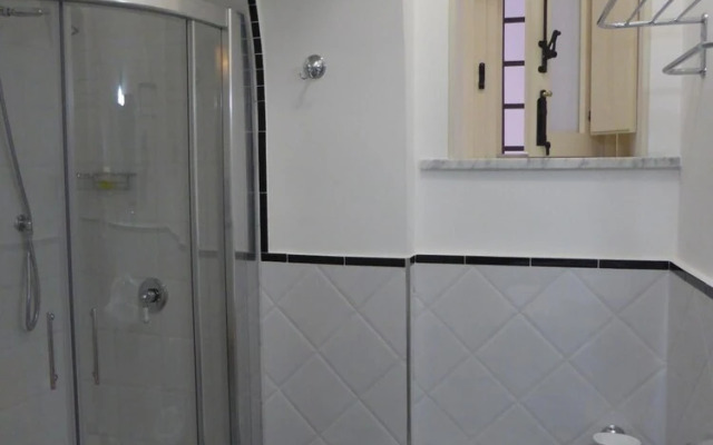 301B&B