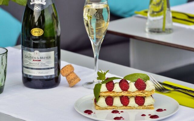 Cristal Hotel Restaurant