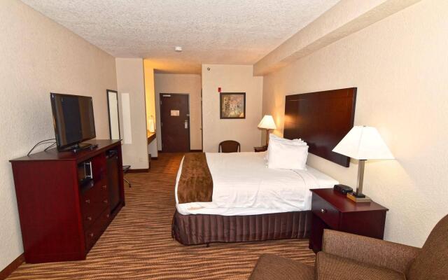 Cobblestone Inn & Suites - Clarion