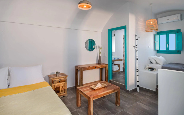Nissia Beach Apartments and Suites
