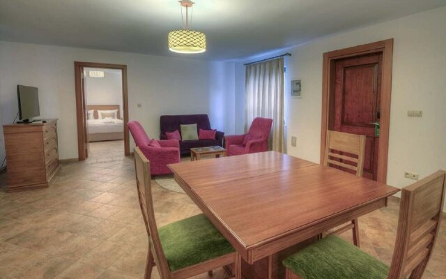River Inn Boutique Hotel