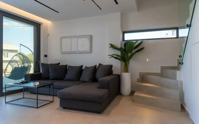 Aethra Deluxe Villa With Pool 700m From Beach