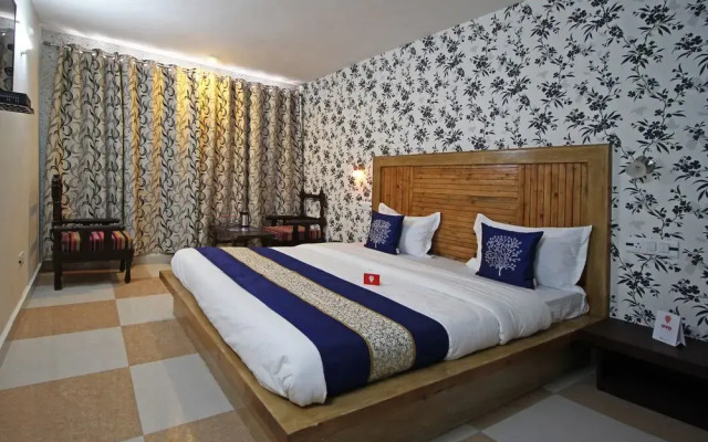 OYO Rooms Near Zero Bridge