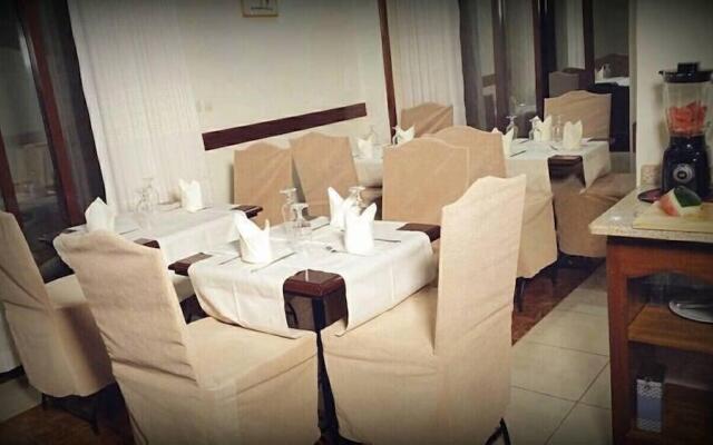 World House Gisozi Hotel
