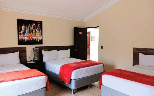 Hotel Don Felipe Airport