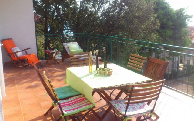 Dia - 200 m From Beach - A2 Gornji