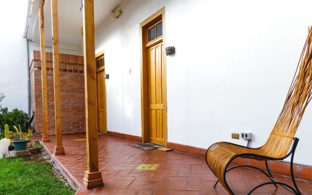 Hostal Boutique Esquina Elquina B&B