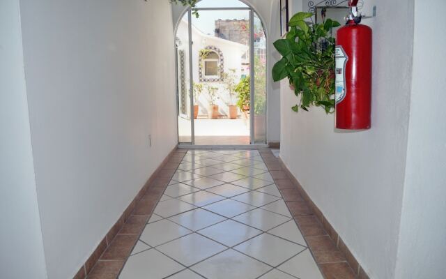 Alexandross Hostel BnB