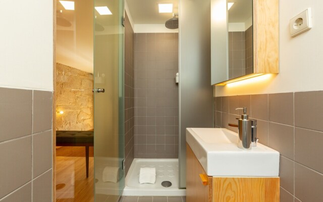 Tripas-Coração, Cordoaria River and Garden View