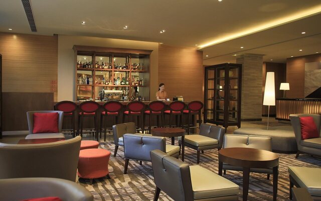 Holiday Inn & Suites Makati by IHG