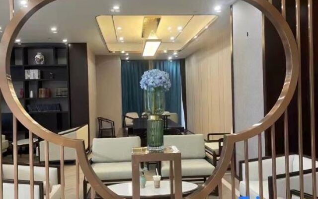 Tonglu Daqishan Road Ganghui GINLAN JIA Grand Hotel