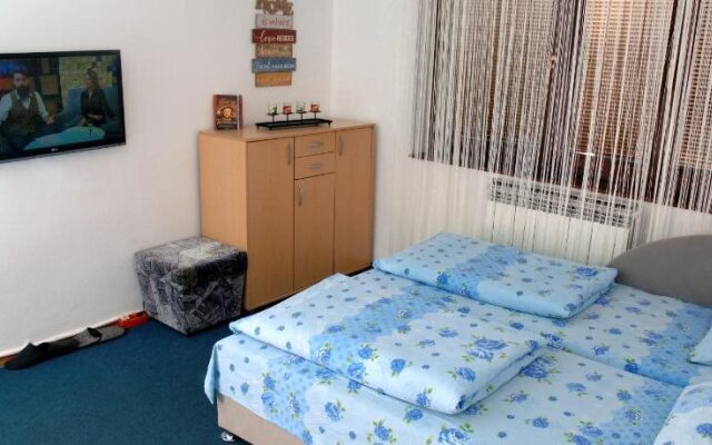 Marko Polo Apartment