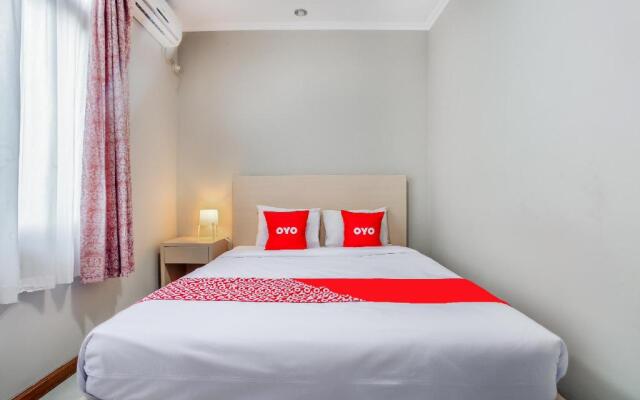 OYO 3819 Hotel Winotosastro