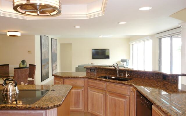 Delightful Home With Pool and Direct Boating Access