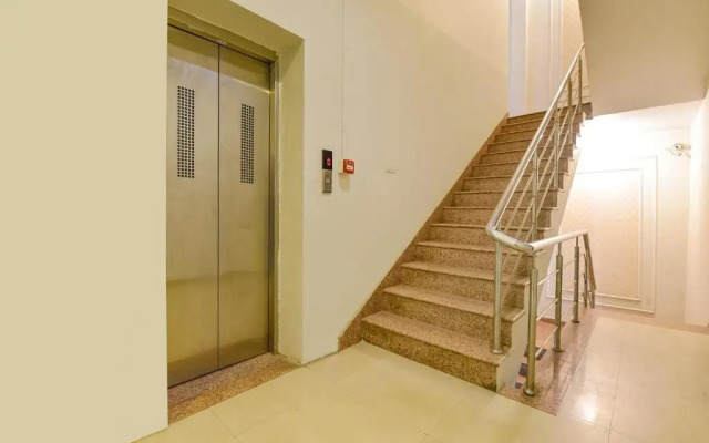 OYO 9571 Hotel Aditya Residency