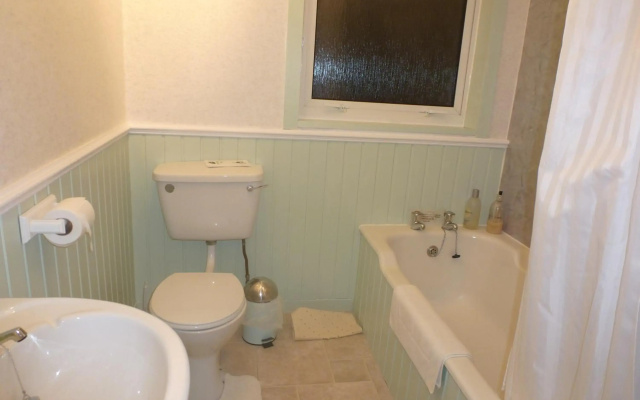 Don Muir Guest House