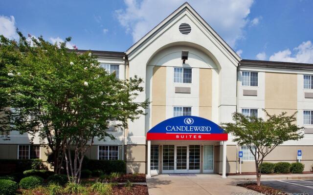 Sonesta Simply Suites Atlanta Gwinnett Place