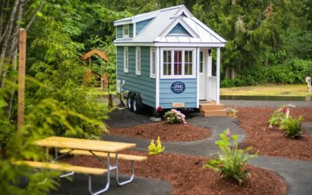 Mount Hood Village Zoe Tiny House 9