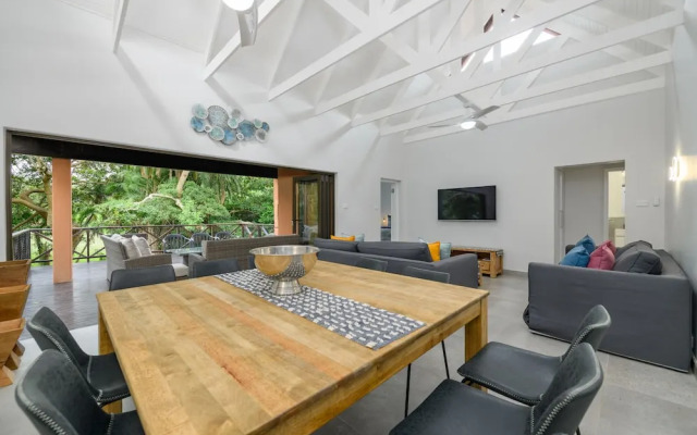 San Lameer Villa Rentals 2603