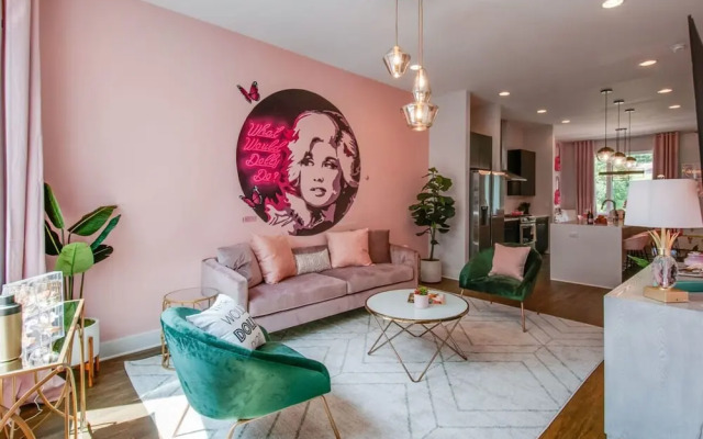 Going Fast Dollys Dream 12 Beds